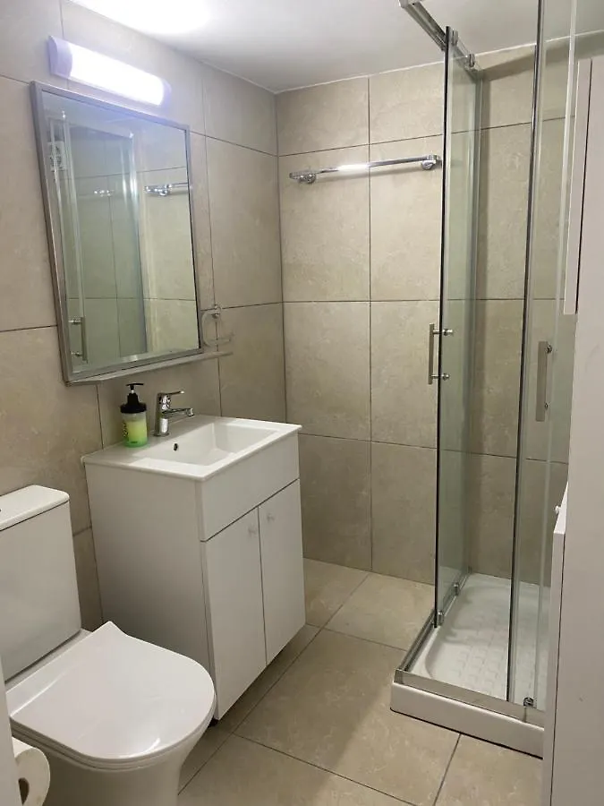 Alex Beach Apartment 203 拉纳卡