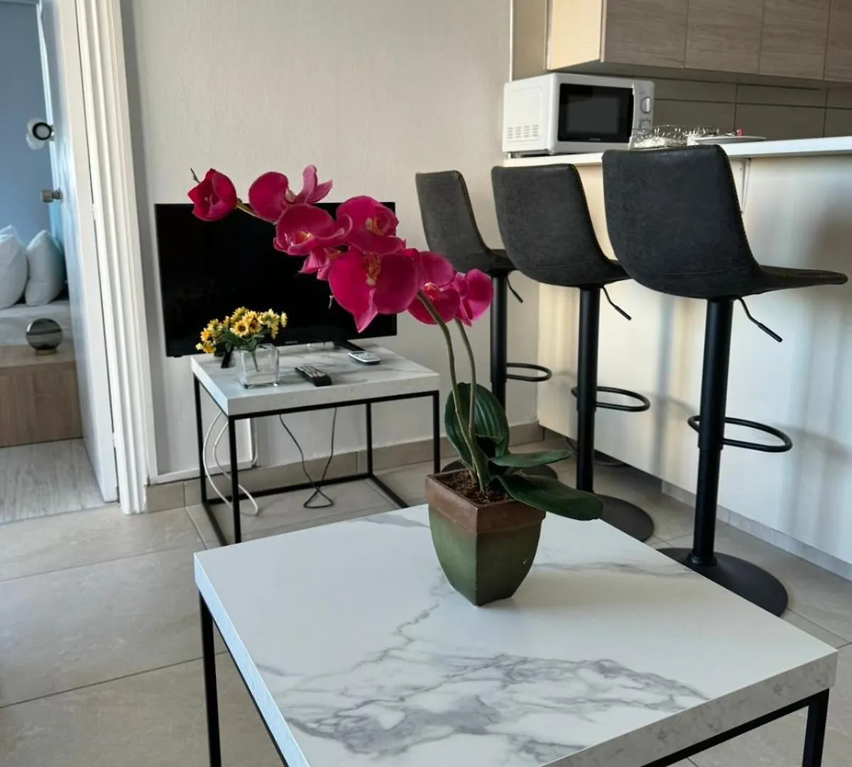 Alex Beach Apartment 203 拉纳卡 0*,  塞浦路斯