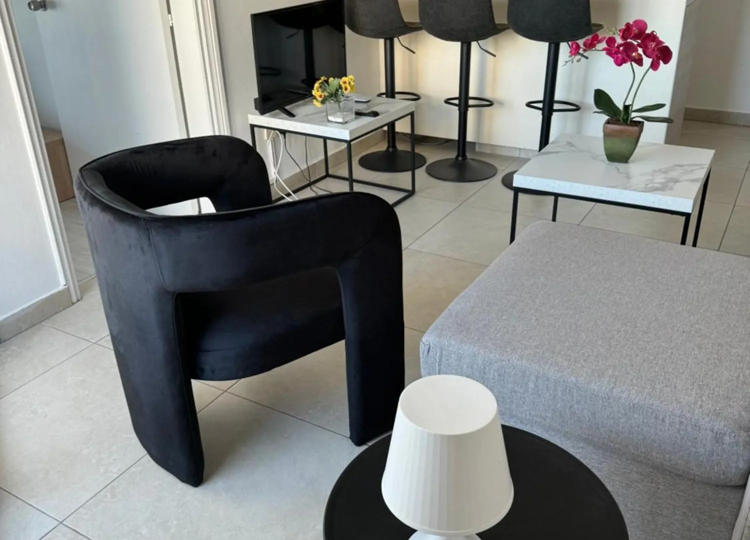 Alex Beach Apartment 203 拉纳卡