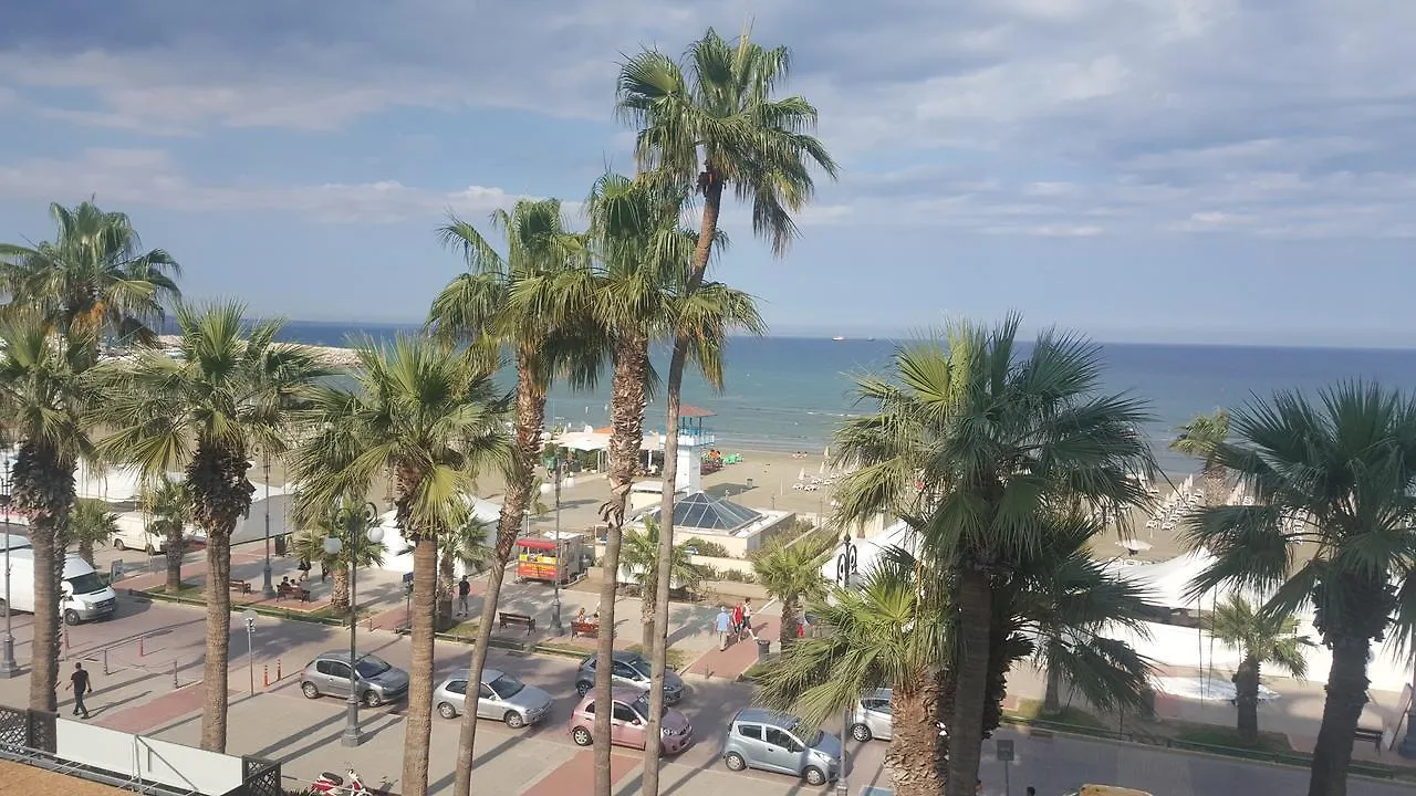 Alex Beach Apartment 203 Larnaca Cypern