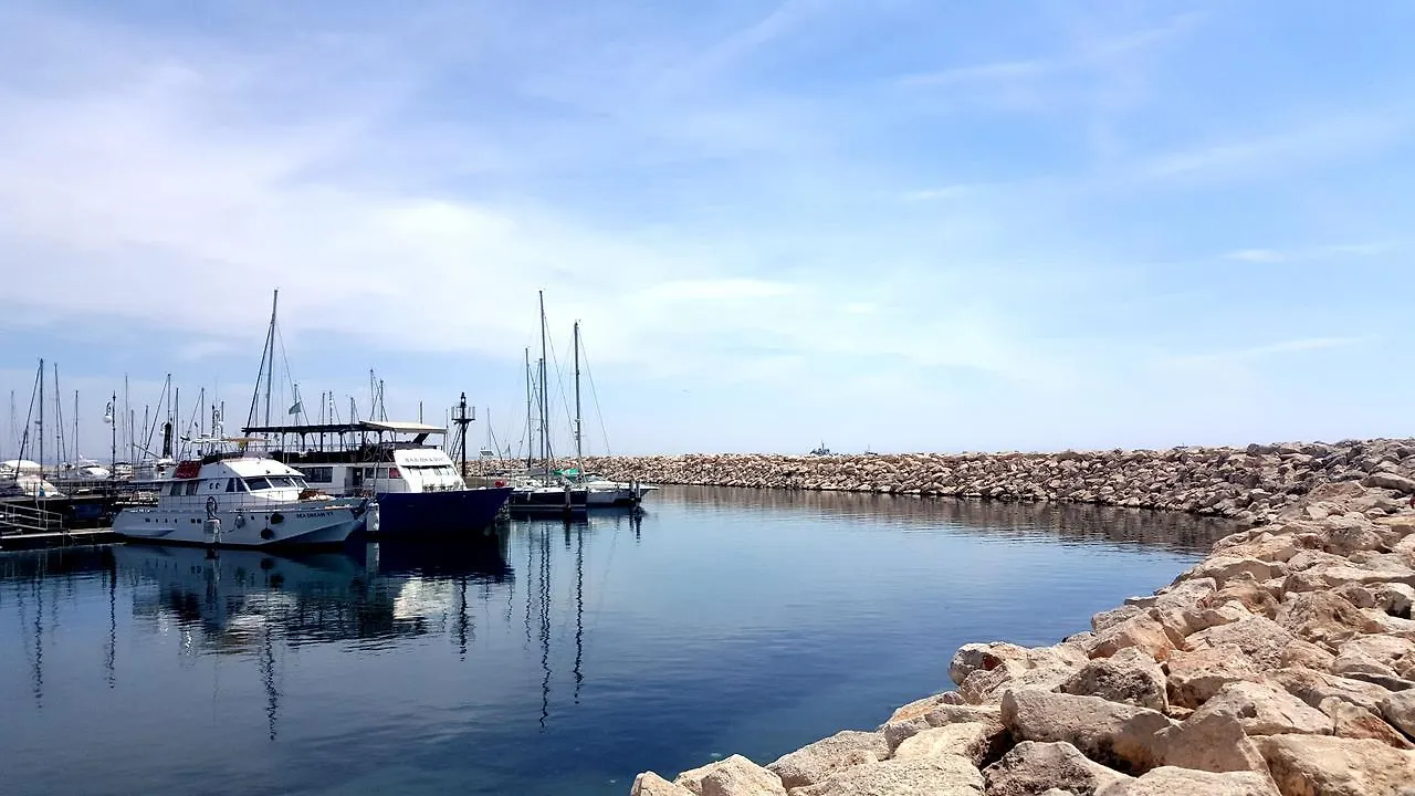 Alex Beach Apartment 203 Larnaca 0*,  Cypern